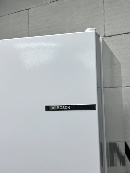 Холодильник bosch KGN36VWDT H0061 фото