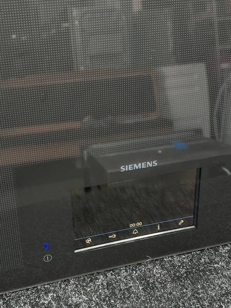 Індукційна плита Siemens EH875KU11E W0012 фото