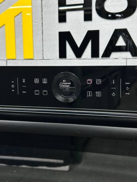 Ексклюзивна Духова шафа Bosch в чорному кольорі HBG633TS1/05 D0076 фото