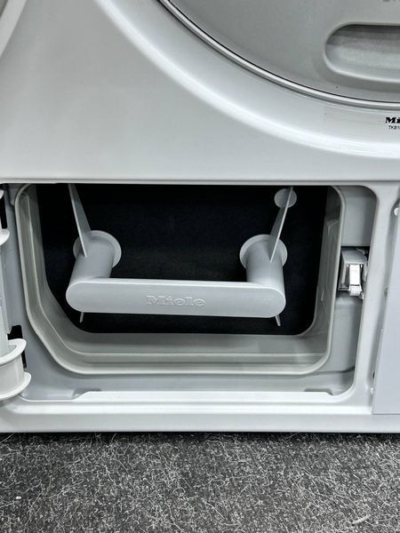 Максимально потужна сушильна машина mi. TKB 150 WP A++ / компресорна S0038 фото