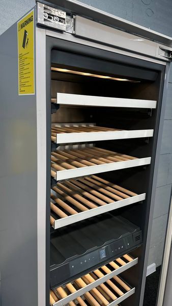 Винний холодильник GAGGENAU серії 200 RW282260 H0001 фото