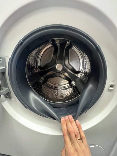 Пральна машина Bosch serie 6 WGG144ZISN P0090 фото