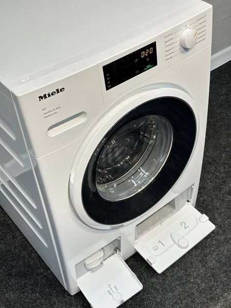 Стиральная машина WWD 660 WCS White Edition P0002 фото