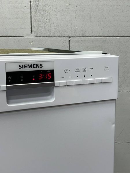 Вузька Посудомийна машина Siemens SR46M280SK/32 45см PM0022 фото