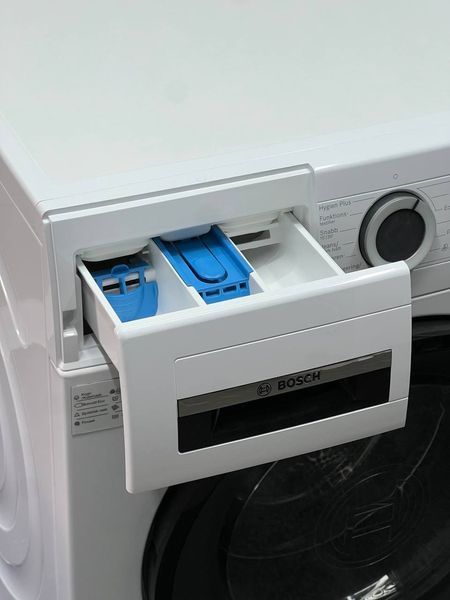 Стиральная машина Bosch серии 6 WGG1440TSN P0091 фото