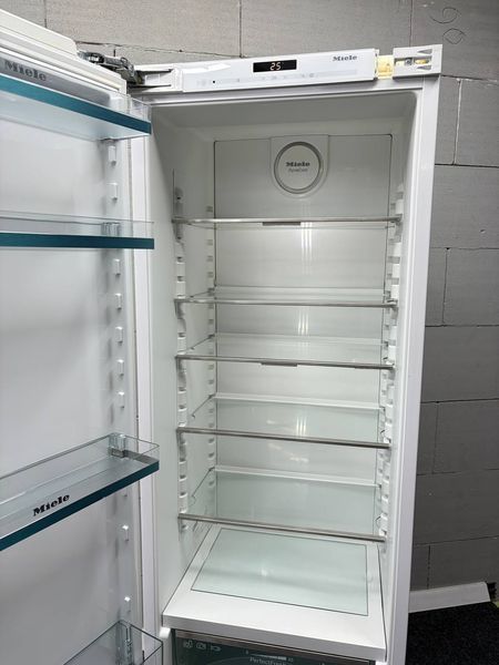 Вбудований холодильник Mi. K 37472 iD H0084 фото
