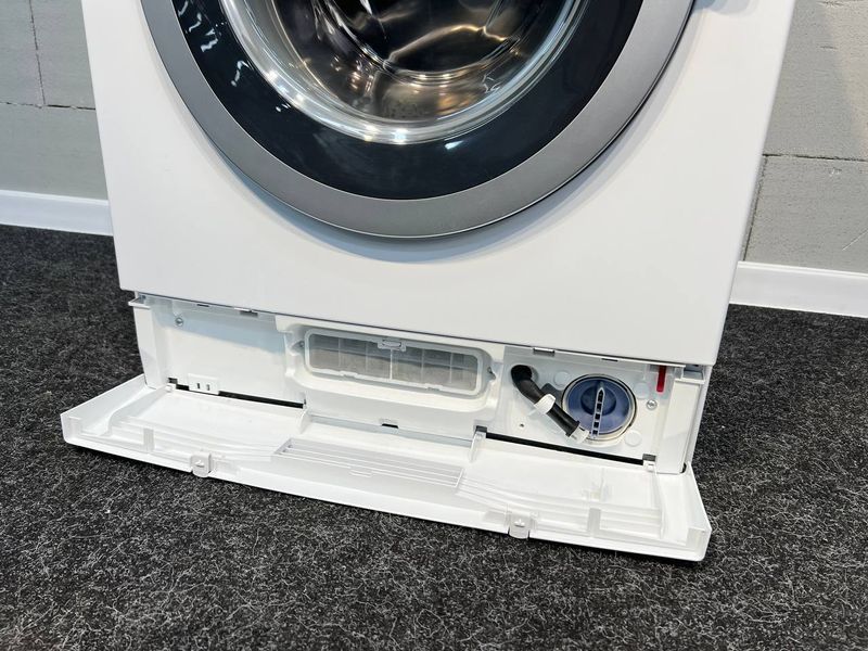 Стирально сушильная машина Siemens iQ700 WD14H540/01 P0021 фото
