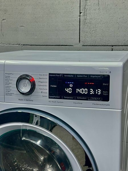 Стиральная машина Bosch 8 Serie wav28M4X3 P0066 фото