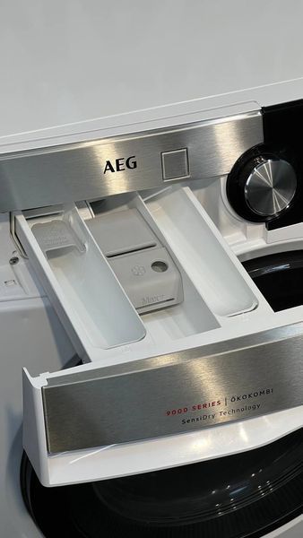 Прально- сушильна машина AEG L9WEH166A P0023 фото