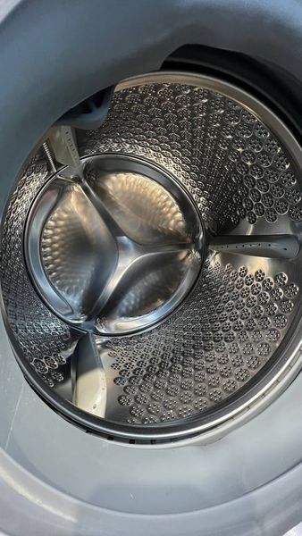 Прально- сушильна машина AEG L9WEH166A P0023 фото