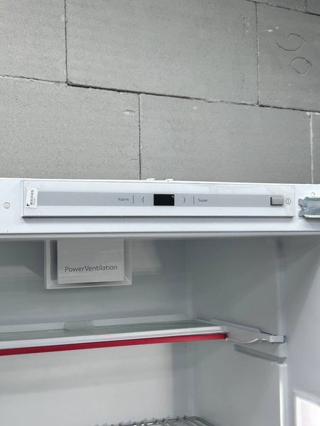 Однокамерный холодильник NEFF KI1813fe0 H0070 фото
