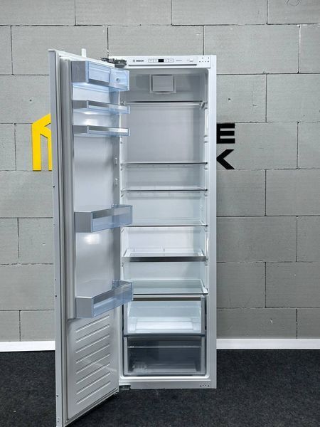 Холодильник под застройку Bosch KIR81AD30 Serie 8 H0066 фото