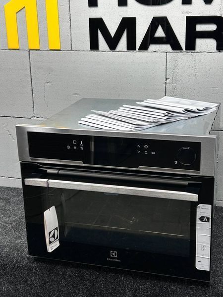 Духовой шкаф / пароварка Electrolux EVY9741AAX D0099 фото