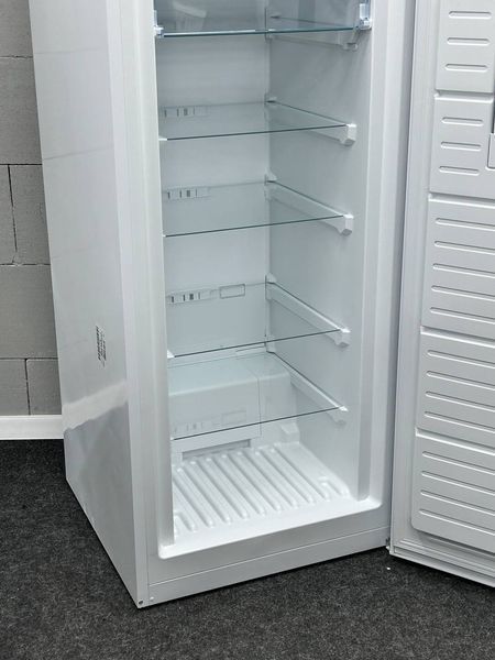 Нова біла морозильна камера !190х70х78см! bosch GSN58DWDV/08 M0013 фото