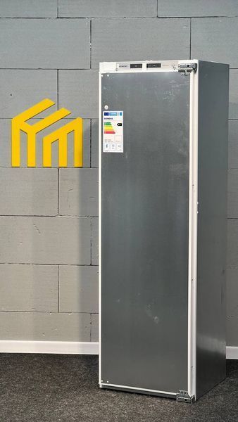 Вмонтований холодильник Siemens KI81RADE0 H0020 фото