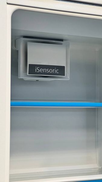 Вмонтований холодильник Siemens KI81RADE0 H0020 фото
